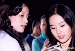 娱乐圈爆料霞姐事件真相,娱乐圈幕后真相大揭秘